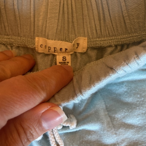 Copper Key size small bundle. Soft pants and soft shorts pink and blue. - Picture 7 of 9